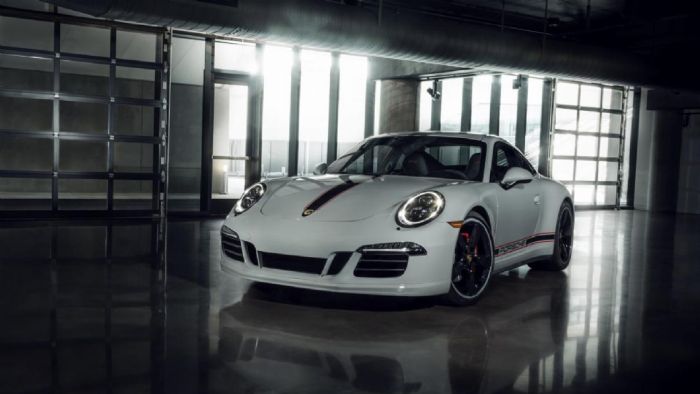 Tο συγκεκριμένο επετειακό μοντέλο της Porsche θα κατασκευαστεί μόλις σε 25 κομμάτια, τα οποία όλα θα διατεθούν για τις αγορές της Β. Αμερικής.
